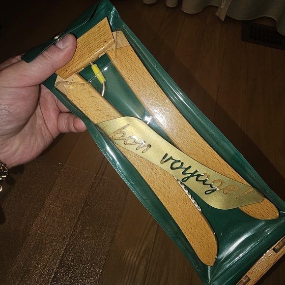 Fratelli Reguitti Vintage Folding Wood Hangers - Picture 6 of 9